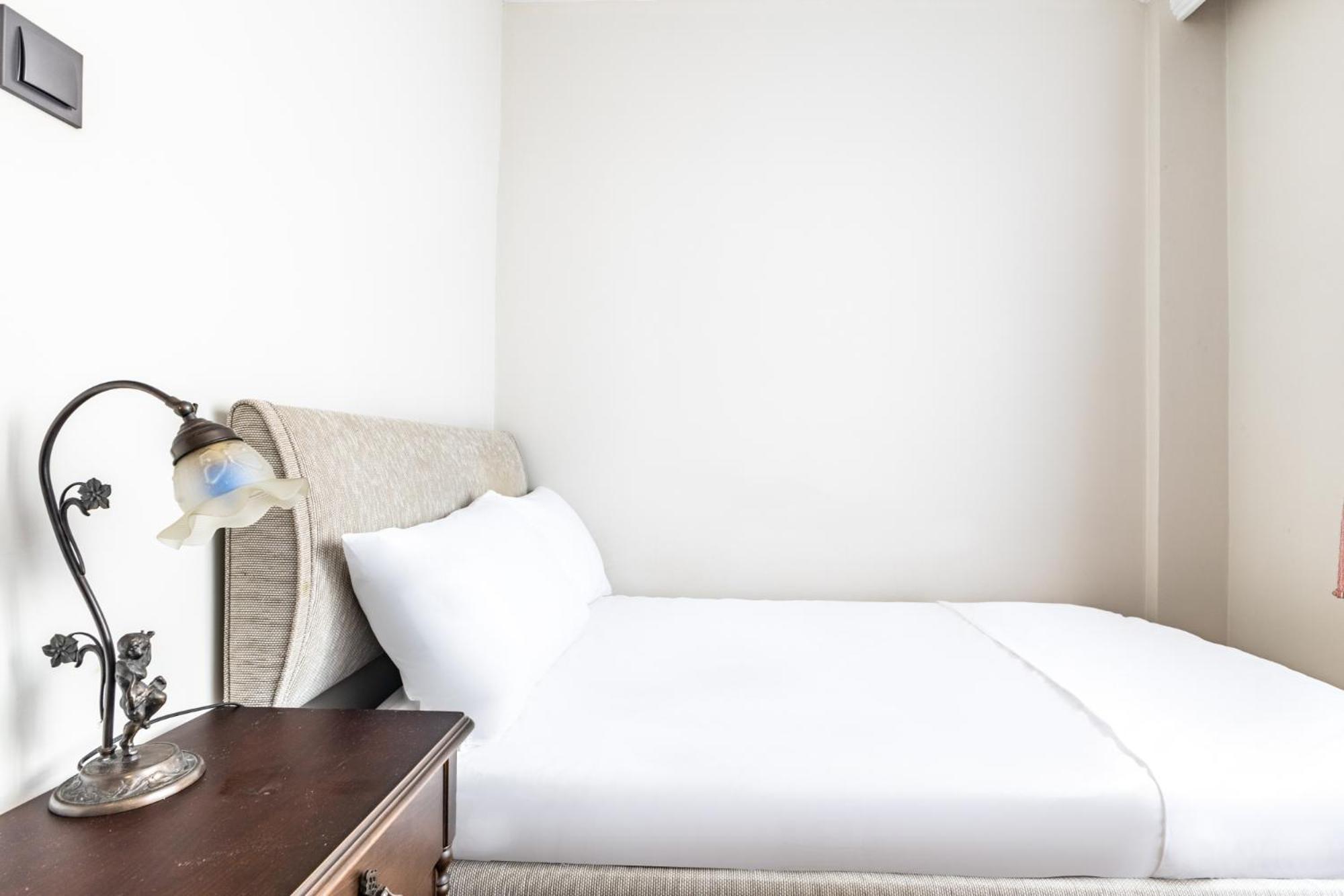 Flat 5 Min To Bagdat Ave 8 Min To Moda In Kadikoy